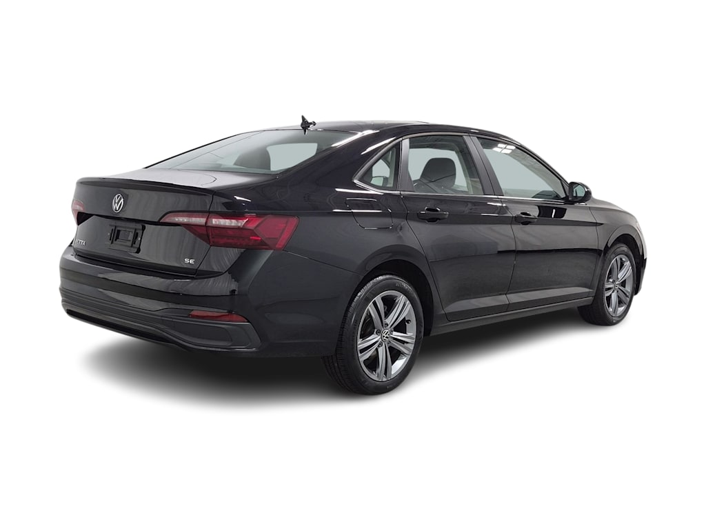 Thumbnail: 2024 Volkswagen Jetta - 22