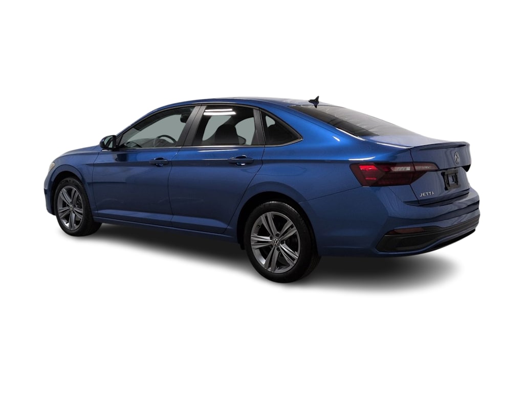 Thumbnail: 2023 Volkswagen Jetta - 4