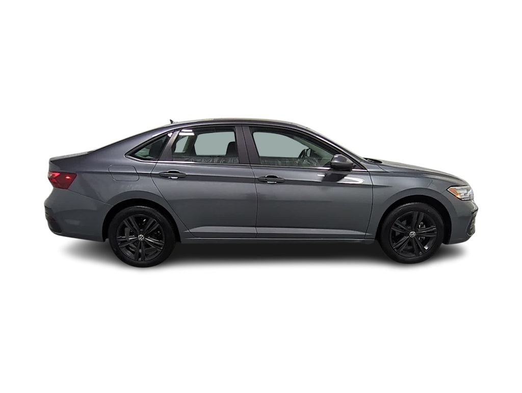 Thumbnail: 2024 Volkswagen Jetta - 22