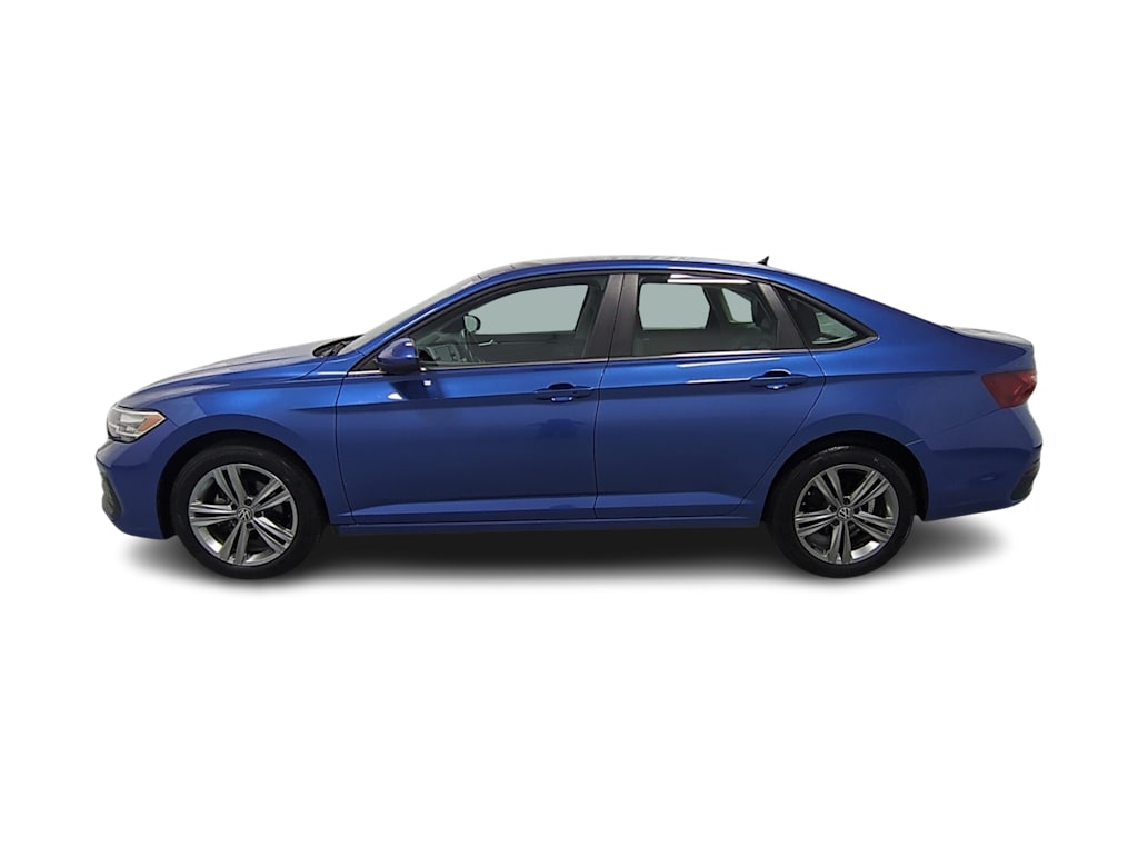 Thumbnail: 2022 Volkswagen Jetta - 3