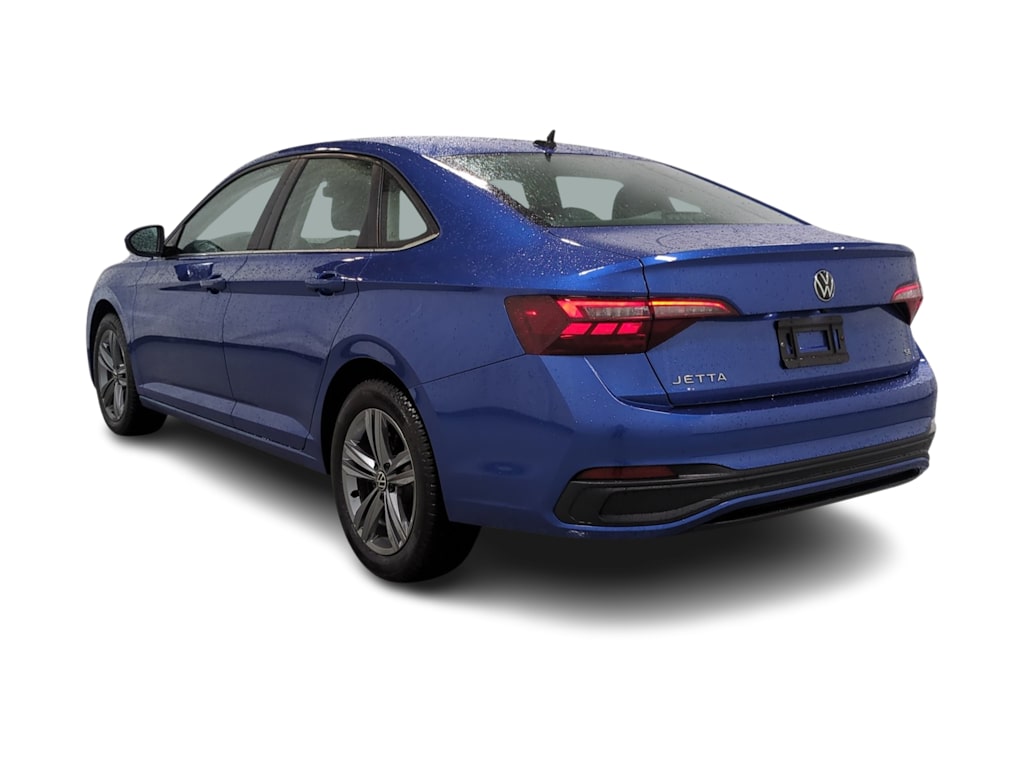 Thumbnail: 2023 Volkswagen Jetta - 4