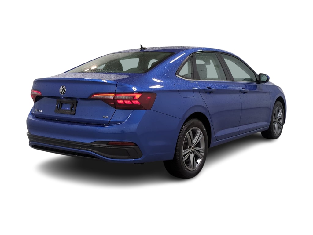 Thumbnail: 2023 Volkswagen Jetta - 22