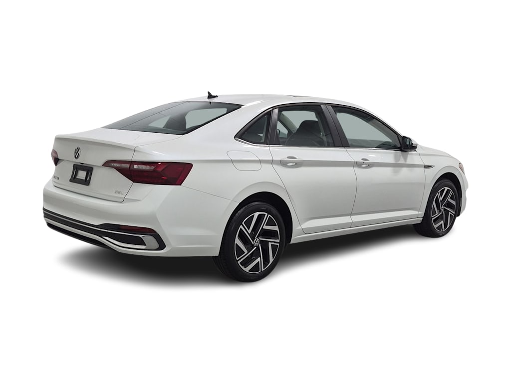 Thumbnail: 2024 Volkswagen Jetta - 22