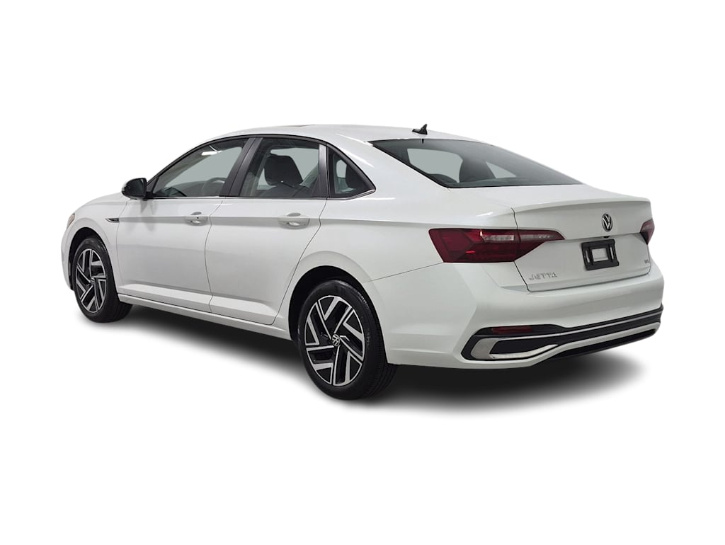 Thumbnail: 2024 Volkswagen Jetta - 4