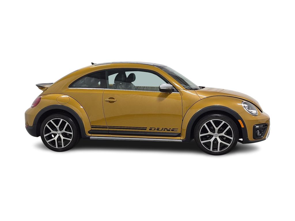 Thumbnail: 2017 Volkswagen Beetle - 24