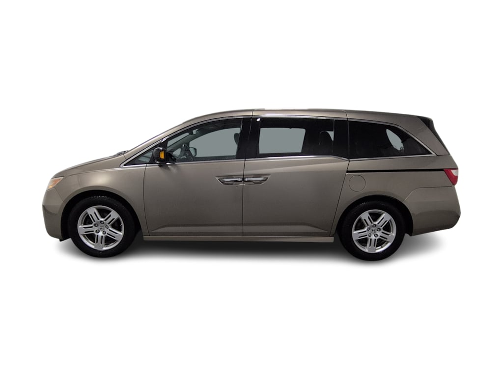 Thumbnail: 2013 Honda Odyssey - 3