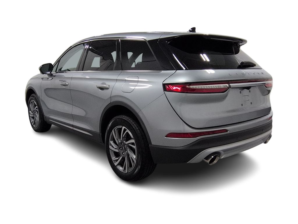 Thumbnail: 2023 Lincoln Corsair - 4