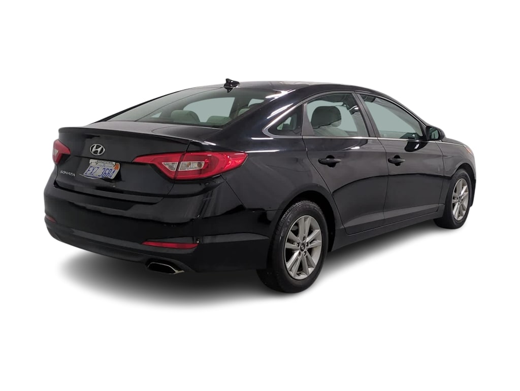 Thumbnail: 2015 Hyundai Sonata - 21