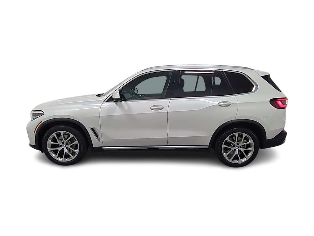 Thumbnail: 2021 BMW X5 - 3