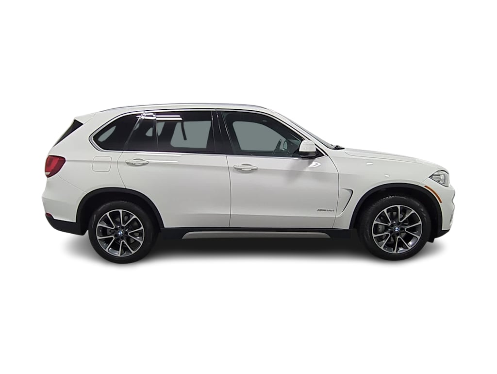 Thumbnail: 2017 BMW X5 - 23