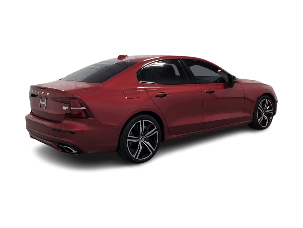 Thumbnail: 2022 Volvo S60 - 22