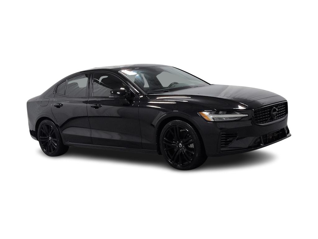 Thumbnail: 2022 Volvo S60 - 14