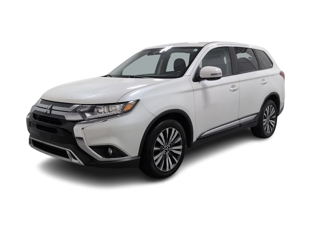 Thumbnail: 2020 Mitsubishi Outlander - 22