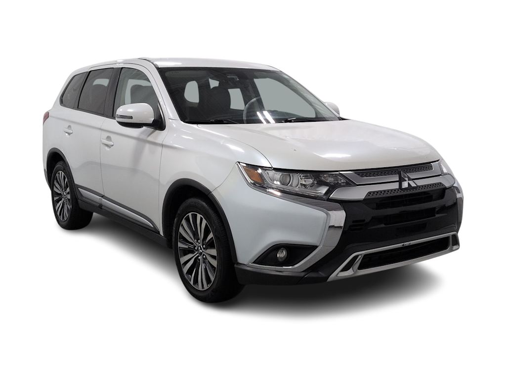 Thumbnail: 2020 Mitsubishi Outlander - 21