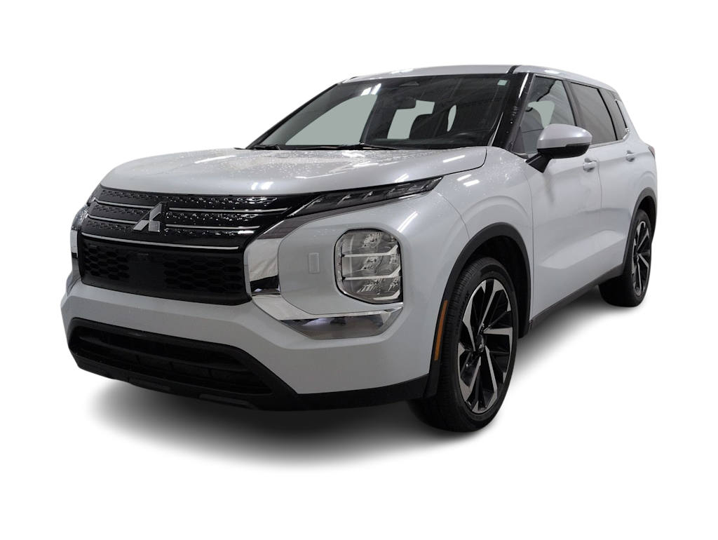 Thumbnail: 2022 Mitsubishi Outlander - 20