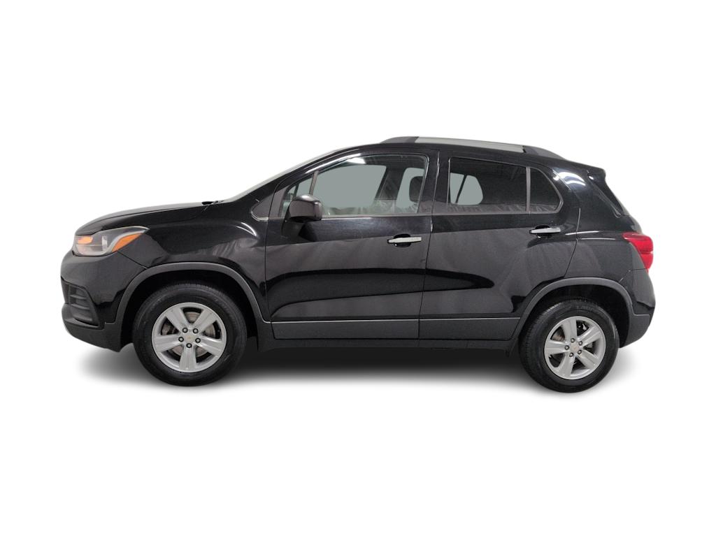 Thumbnail: 2019 Chevrolet Trax - 3