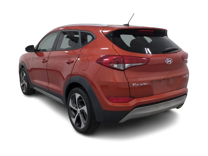 Thumbnail: 2017 Hyundai Tucson - 4
