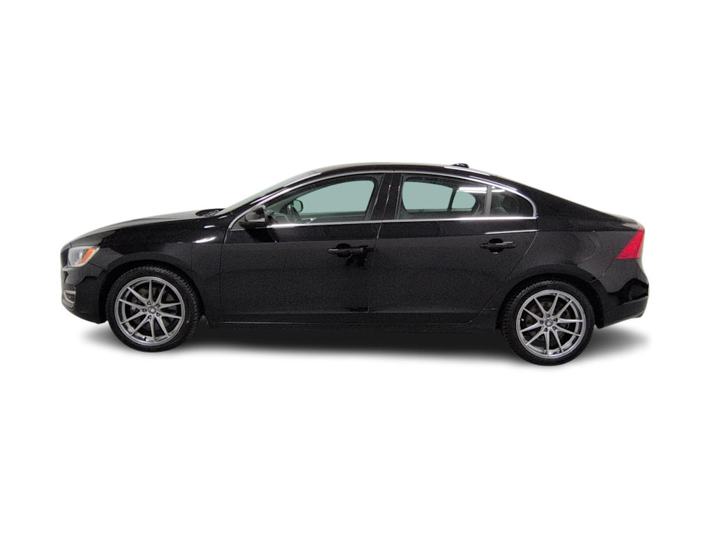 Thumbnail: 2016 Volvo S60 - 3