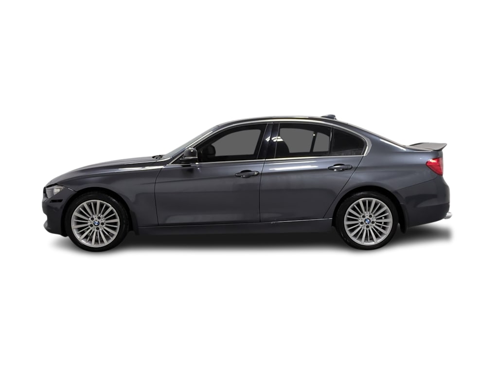 Thumbnail: 2013 BMW 3 Series - 3