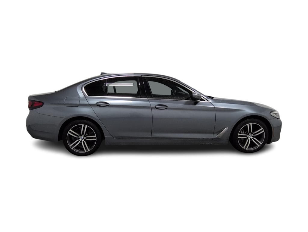 Thumbnail: 2021 BMW 5 Series - 24