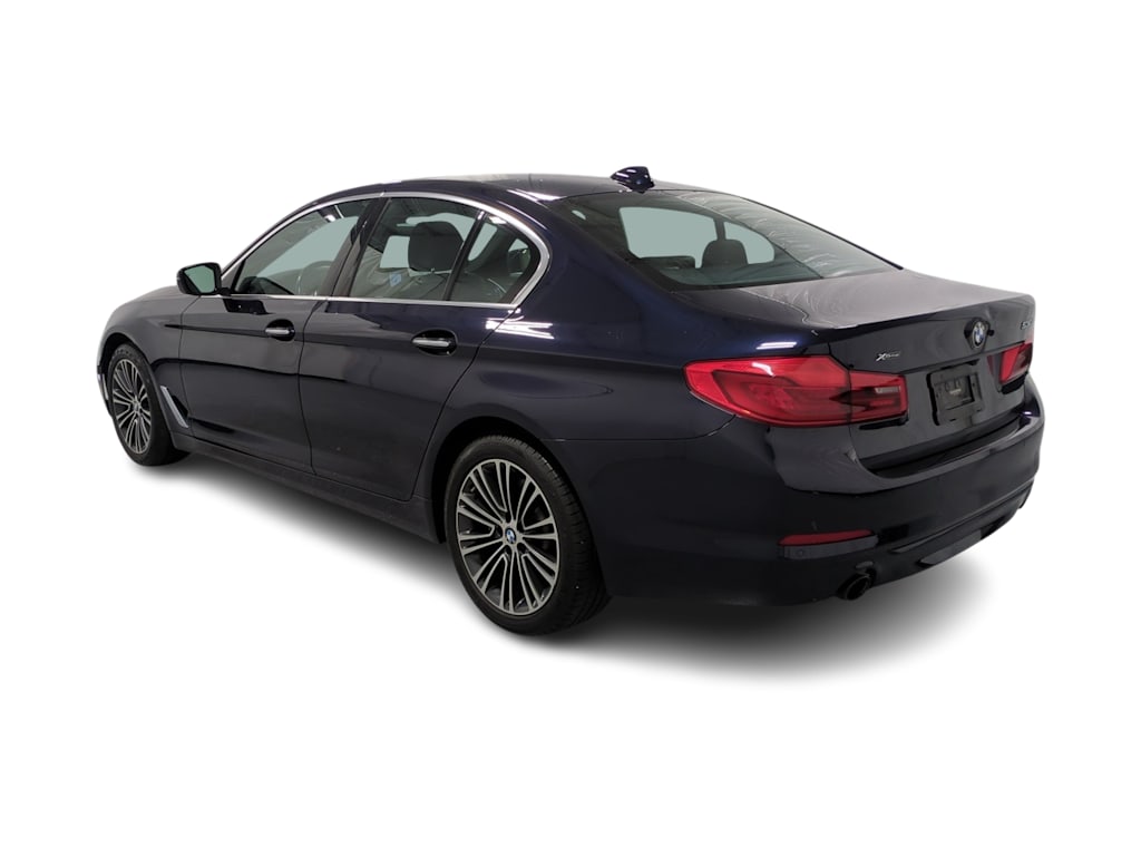 Thumbnail: 2018 BMW 5 Series - 4