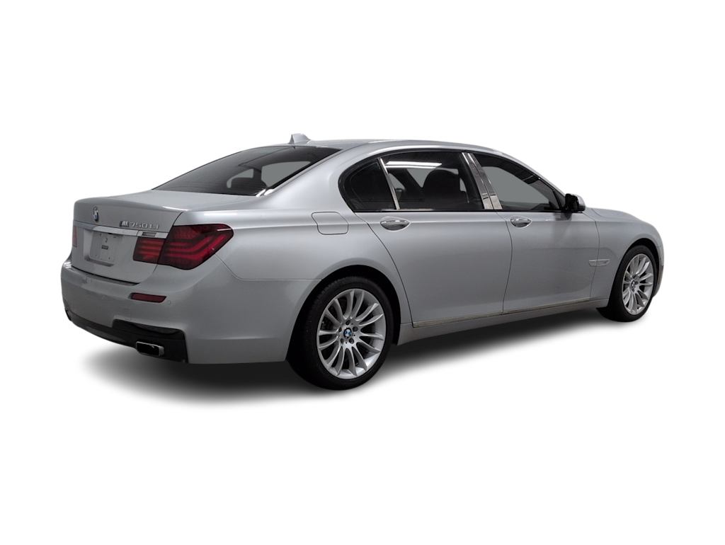 Thumbnail: 2014 BMW 7 Series - 24