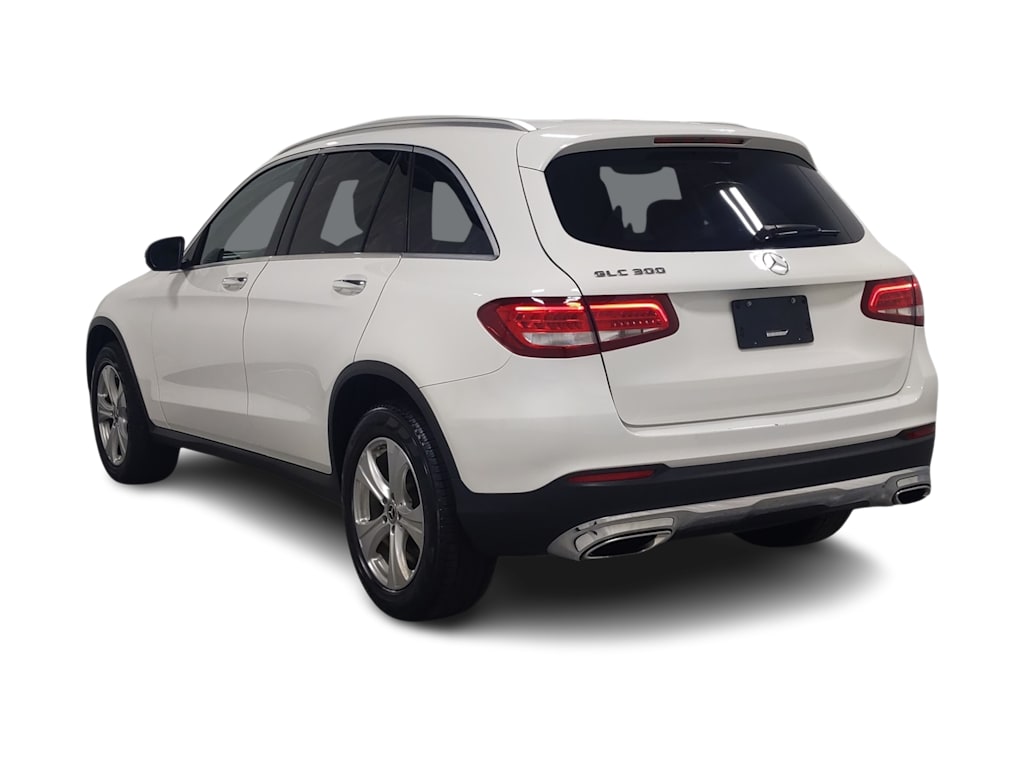 Thumbnail: 2017 Mercedes-Benz GLC - 4