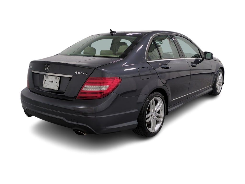 Thumbnail: 2014 Mercedes-Benz C-Class - 22