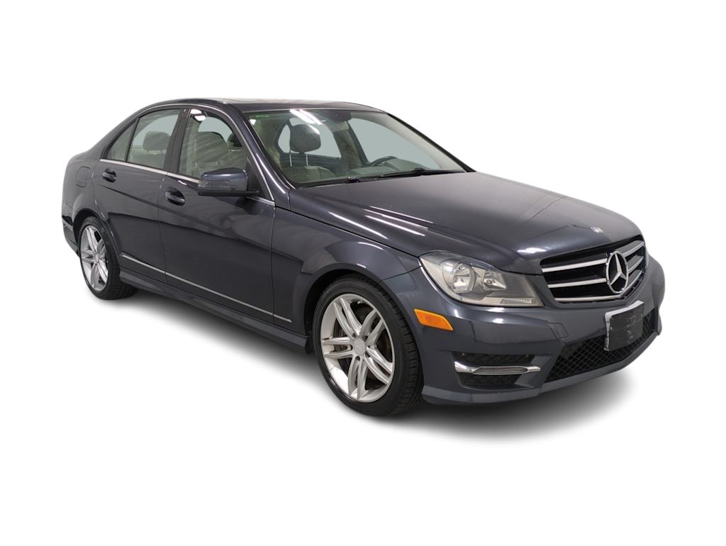 Thumbnail: 2014 Mercedes-Benz C-Class - 20