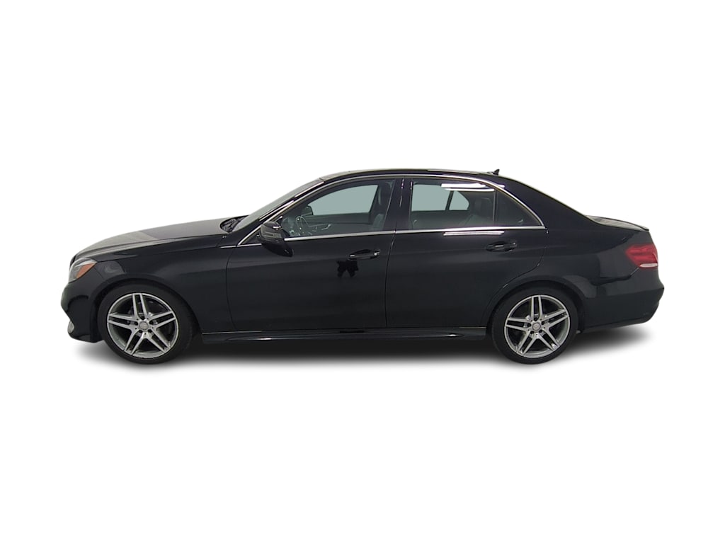 Thumbnail: 2014 Mercedes-Benz E-Class - 3