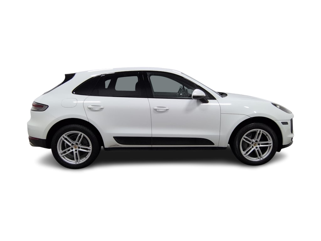 Thumbnail: 2020 Porsche Macan - 24