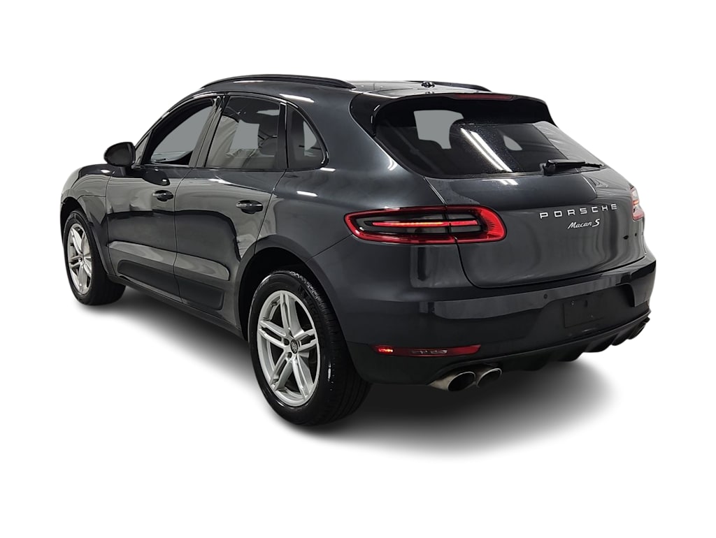 Thumbnail: 2017 Porsche Macan - 4