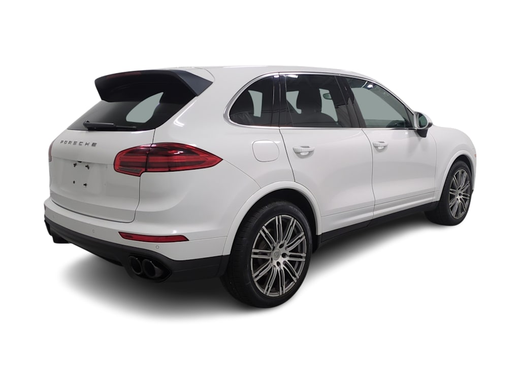 Thumbnail: 2015 Porsche Cayenne - 22