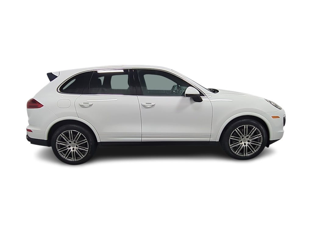 Thumbnail: 2015 Porsche Cayenne - 23