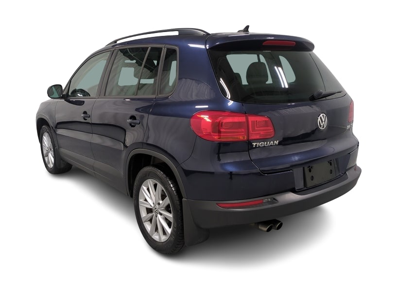 Thumbnail: 2015 Volkswagen Tiguan - 4
