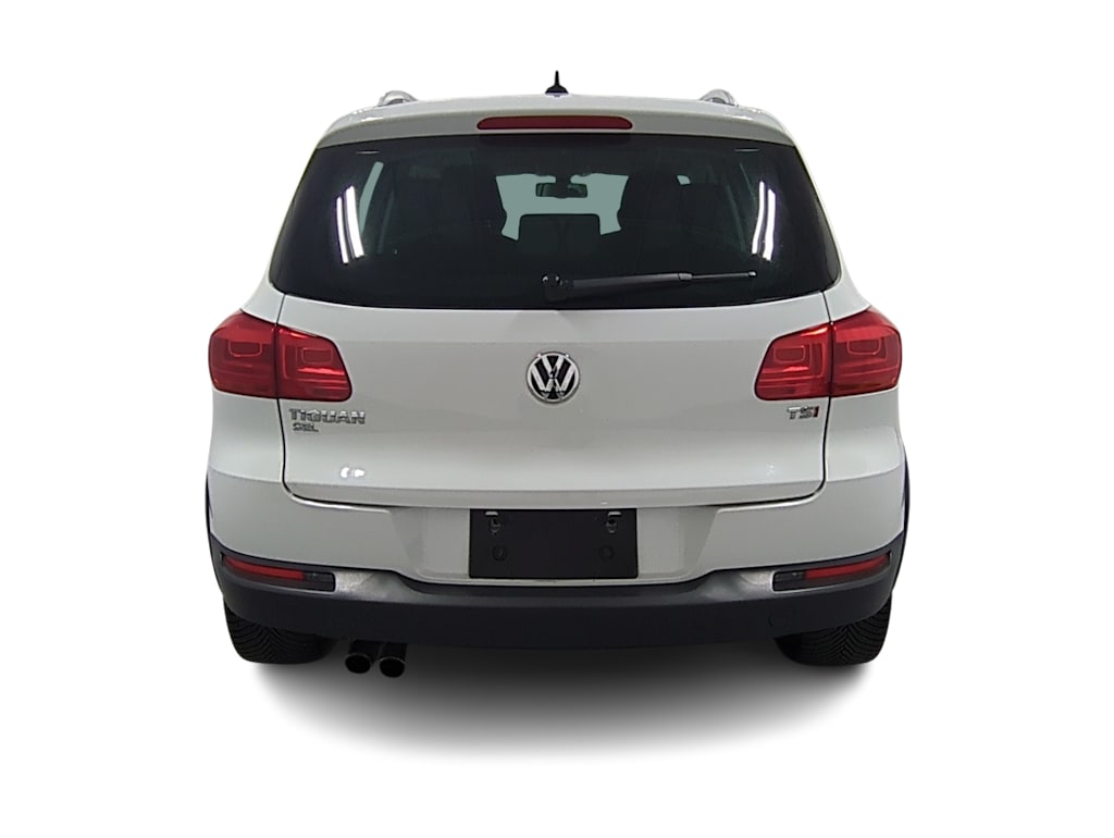 Thumbnail: 2017 Volkswagen Tiguan - 5