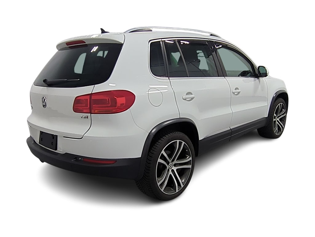 Thumbnail: 2017 Volkswagen Tiguan - 23