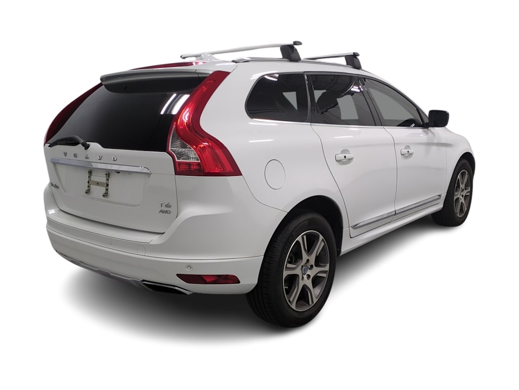 Thumbnail: 2015 Volvo XC60 - 23