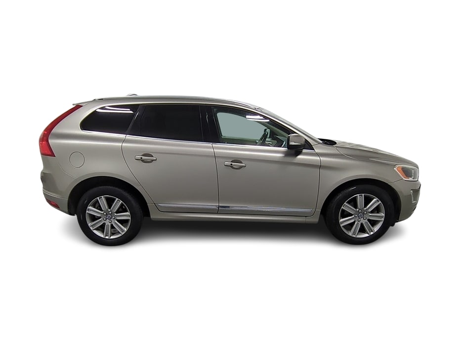 2016 Volvo XC60 T6 24