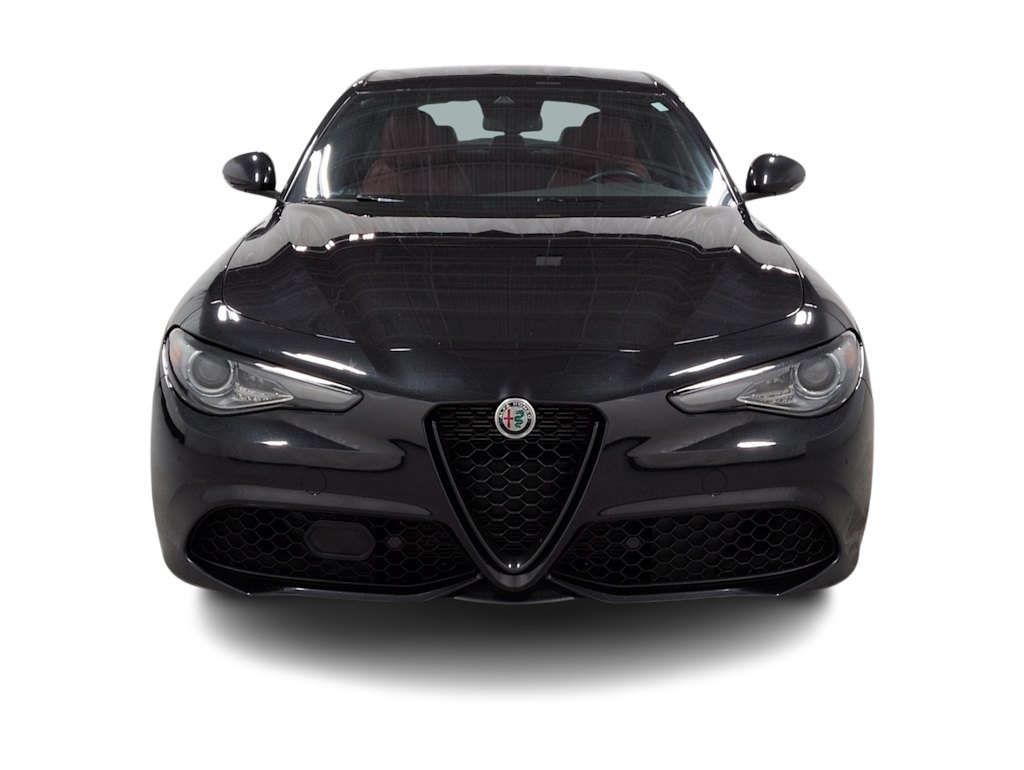 Thumbnail: 2023 Alfa Romeo Giulia - 5