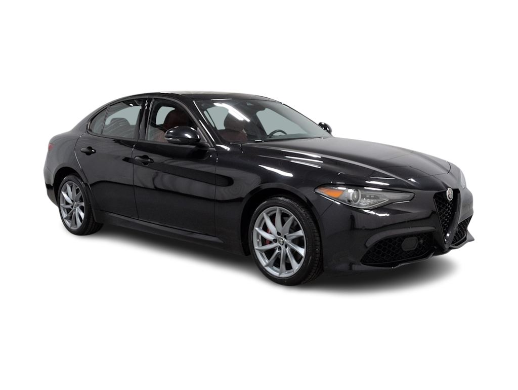 Thumbnail: 2023 Alfa Romeo Giulia - 19