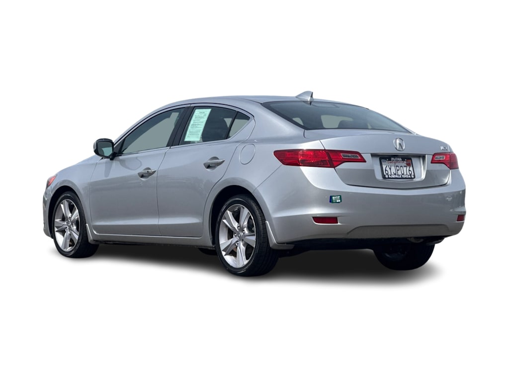 Thumbnail: 2013 Acura ILX - 4