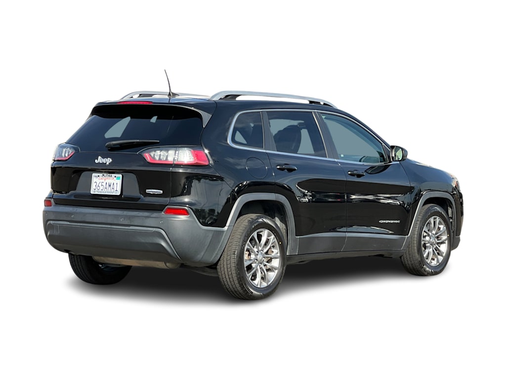 Thumbnail: 2019 Jeep Cherokee - 17