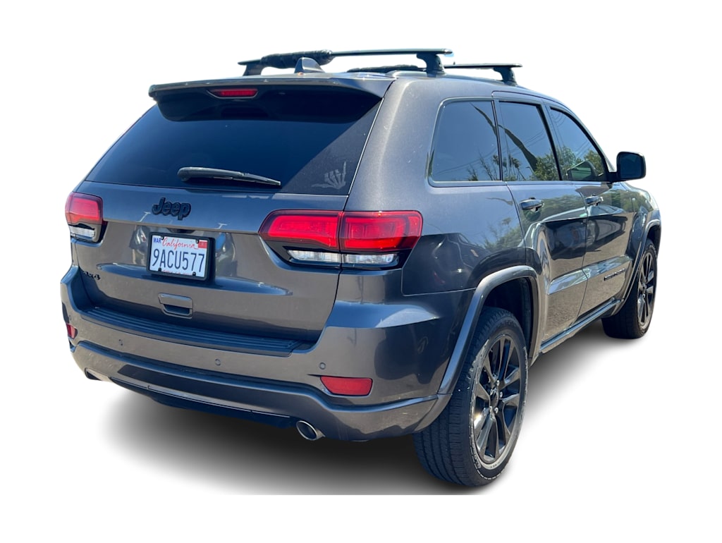 Thumbnail: 2019 Jeep Grand Cherokee - 10