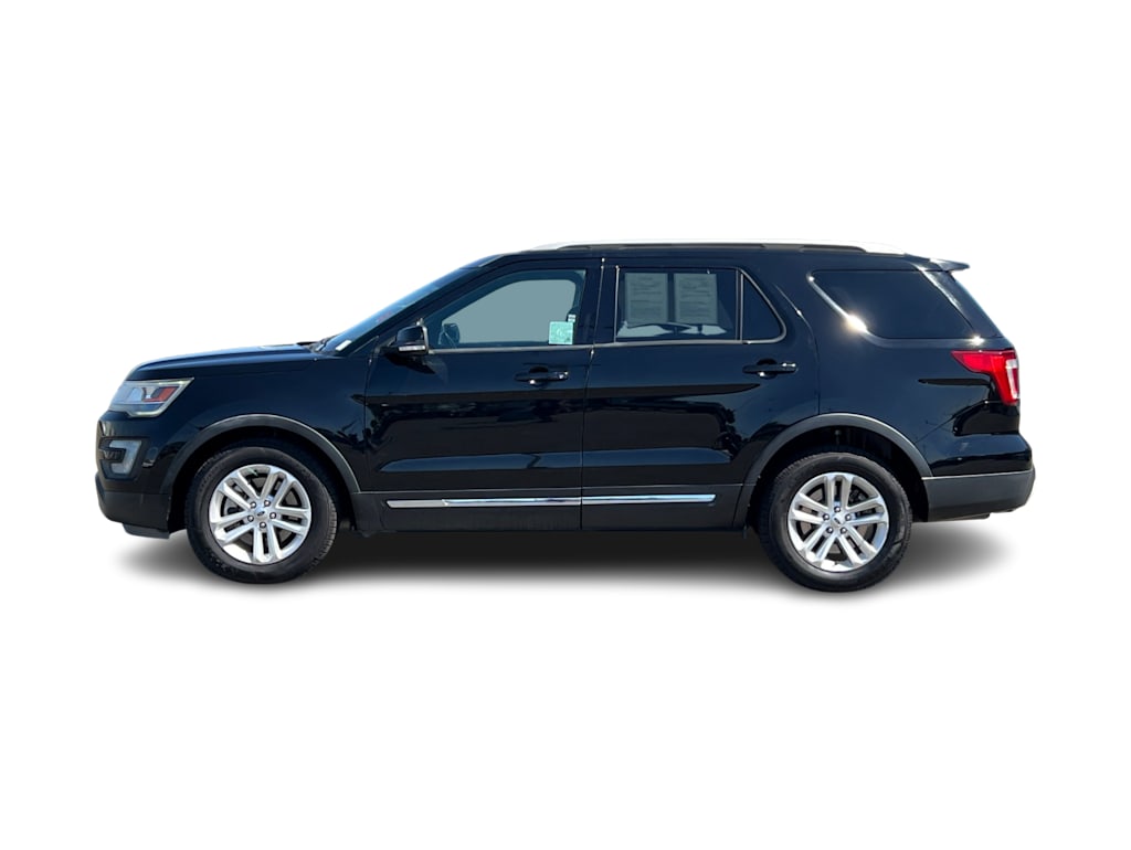 Thumbnail: 2017 Ford Explorer - 3