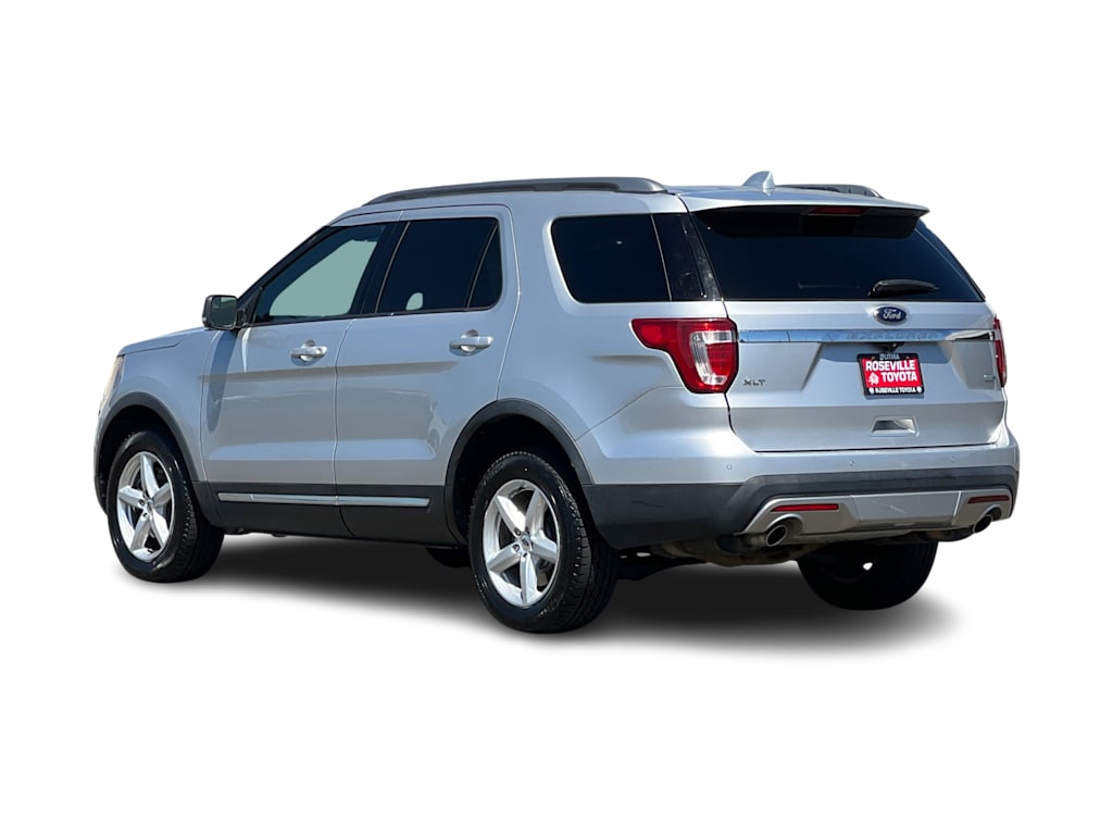 Thumbnail: 2016 Ford Explorer - 4