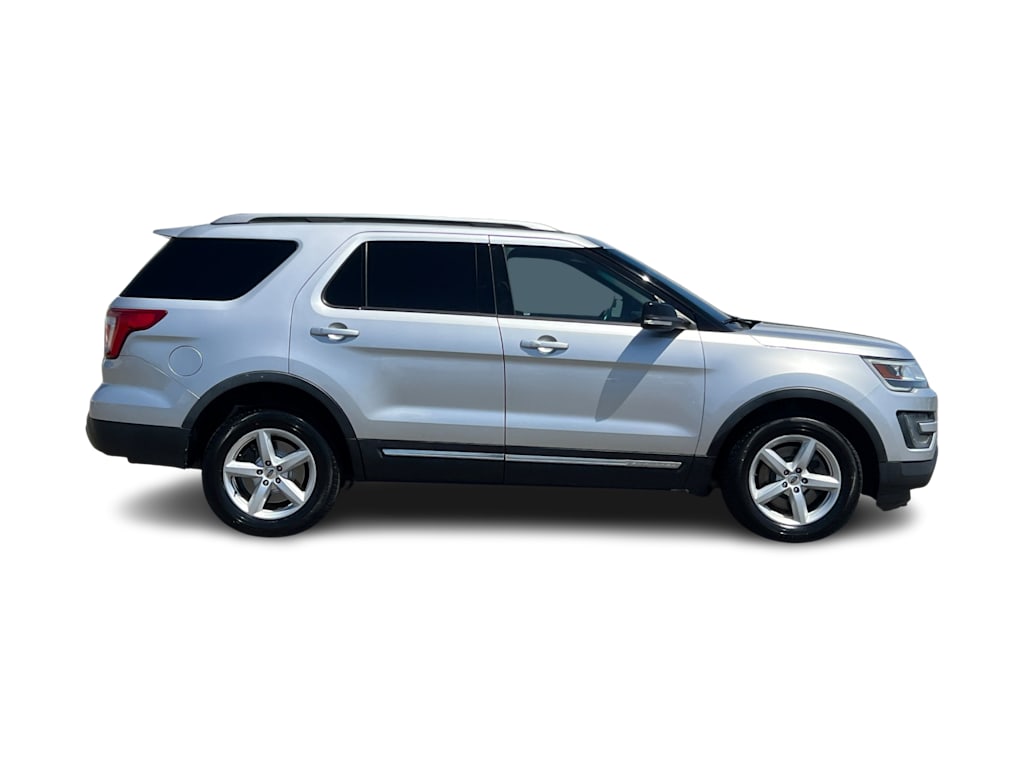 Thumbnail: 2016 Ford Explorer - 19