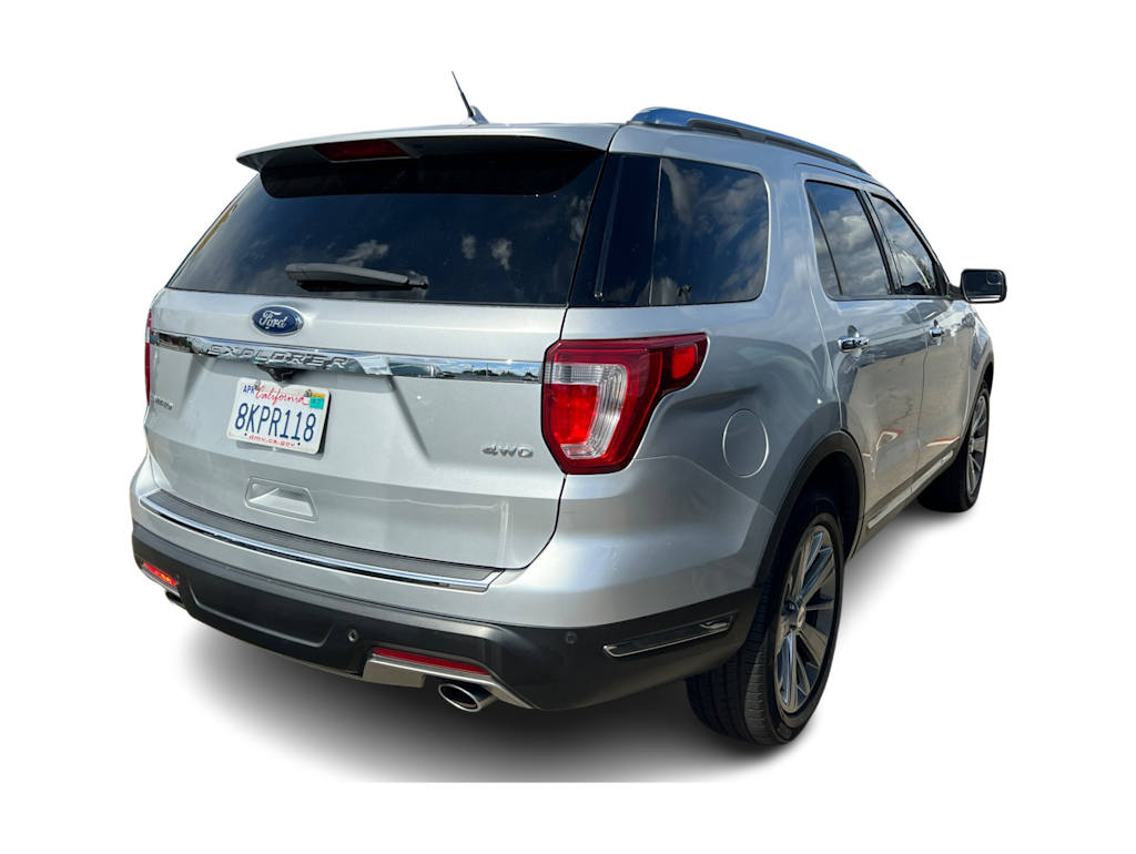 Thumbnail: 2018 Ford Explorer - 8