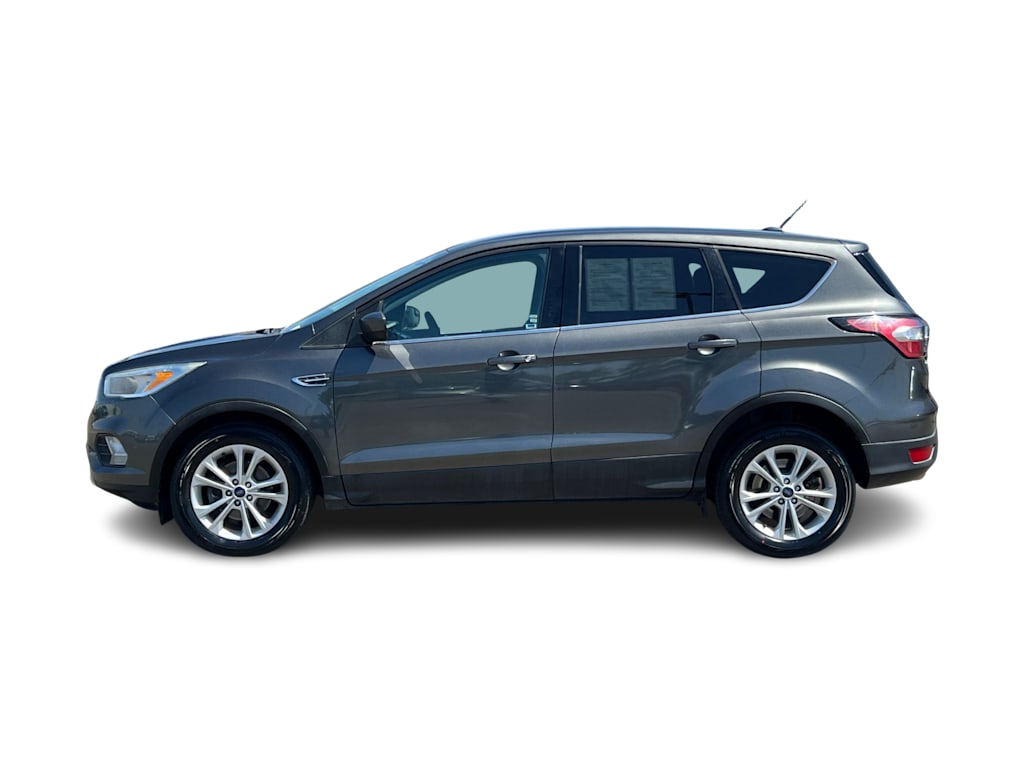 Thumbnail: 2017 Ford Escape - 3