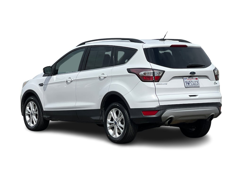 Thumbnail: 2017 Ford Escape - 4